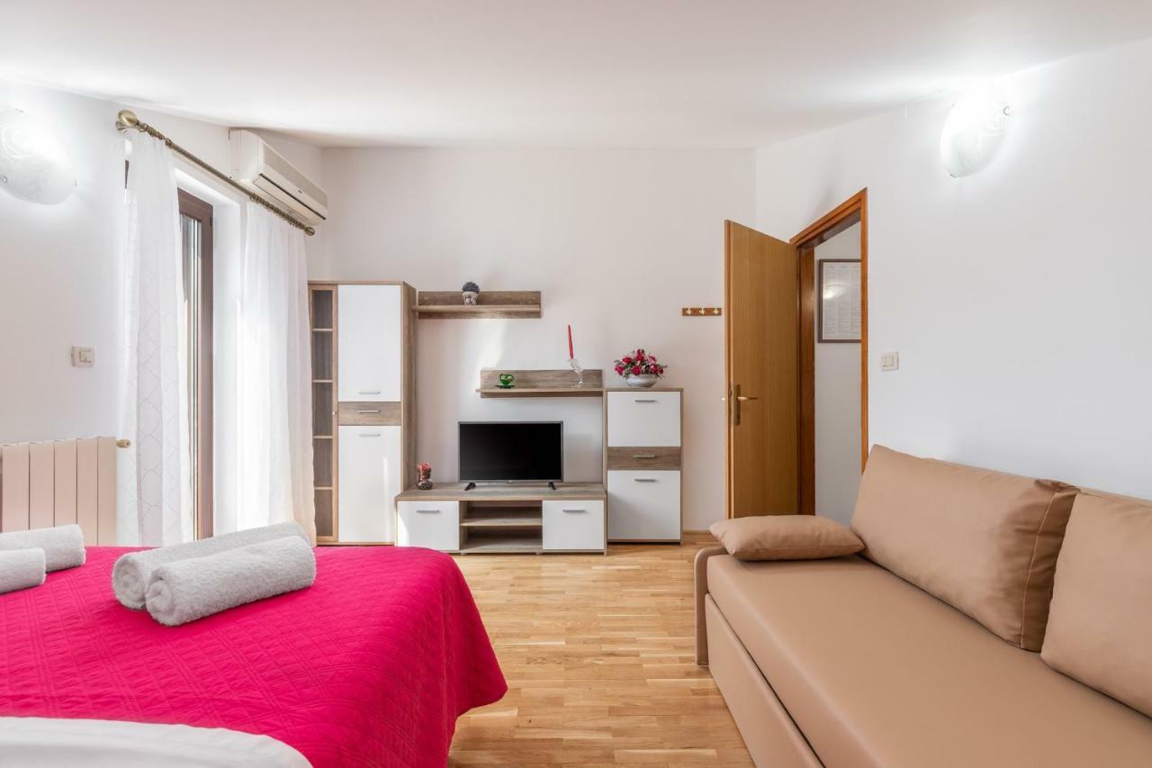 Apartments Prekalj Porec Ngoại thất bức ảnh