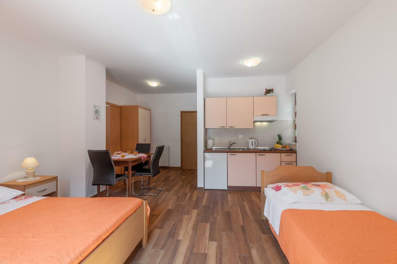 Apartments Prekalj Porec Ngoại thất bức ảnh